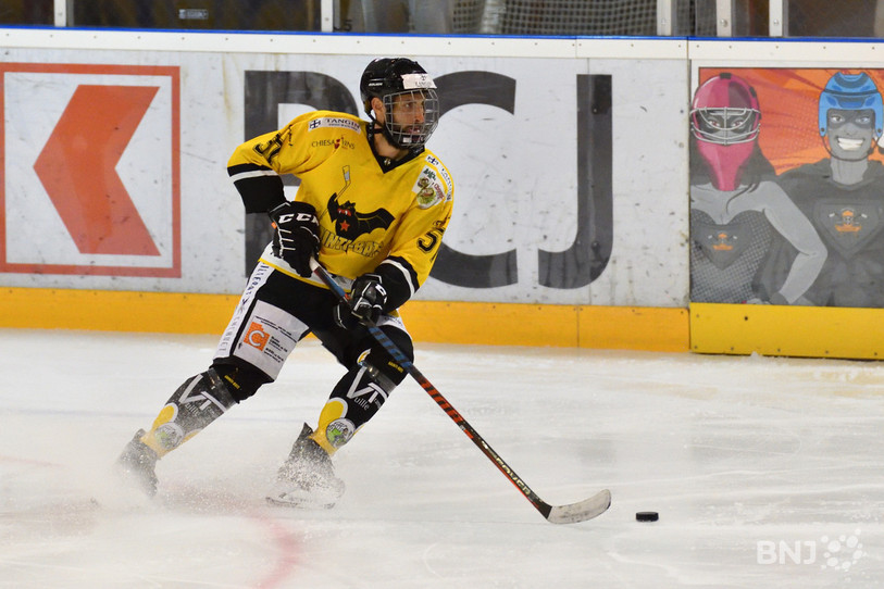 Anthony Tomat et le HC St-Imier affronteront Adelboden dès jeudi (photo : archives/Georges Henz).