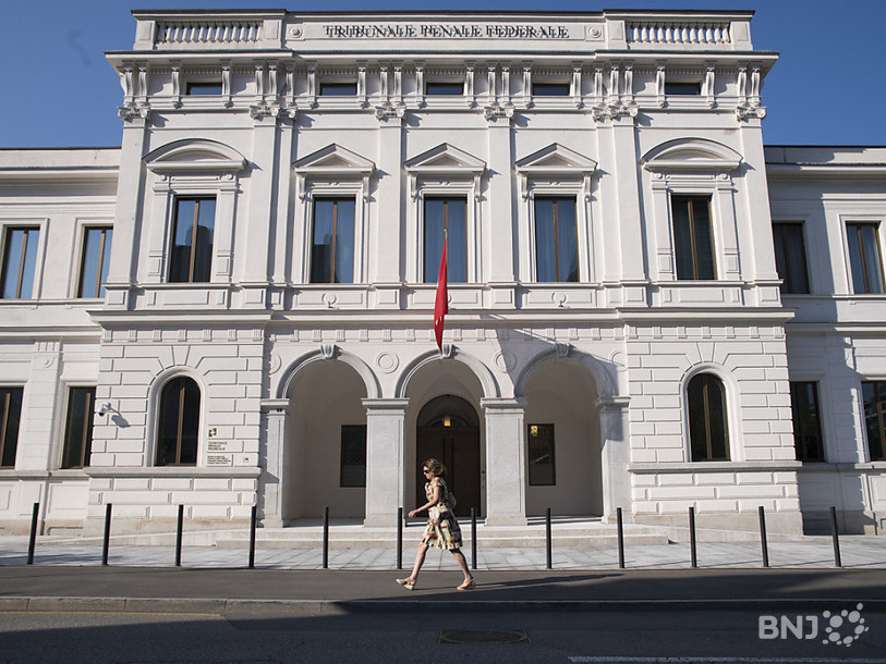 Le Tribunal fédéral s'est prononcé sur la notification de commandements de payer aux conjoints lorsque le couple exploite une entreprise agricole. (Photo : KEYSTONE / Laurent Gillieron).