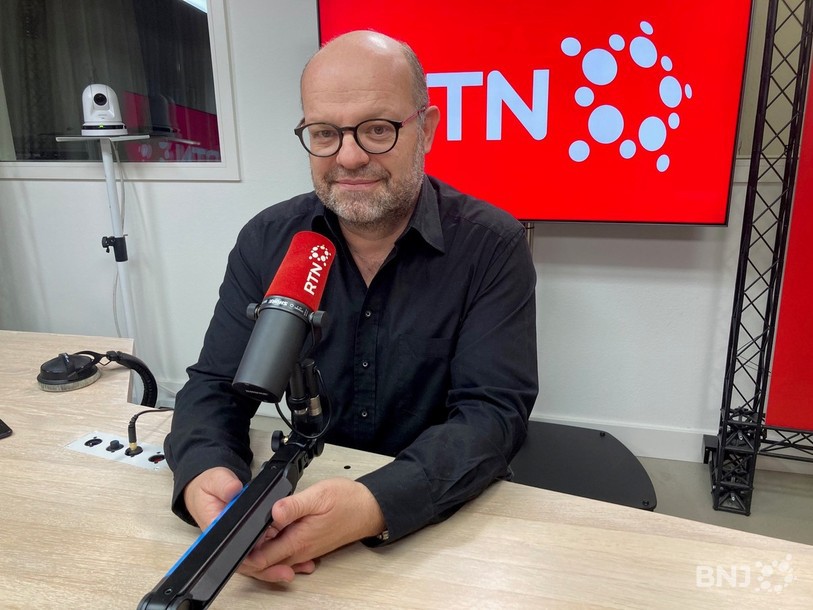 Nicolas Farine succède à Sylvain Jaccard à la direction du conservatoire neuchâtelois.