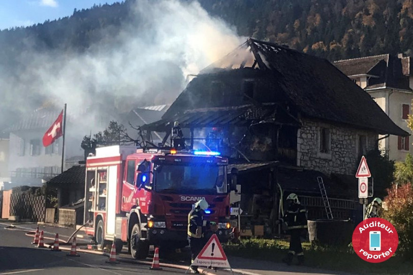 Les pompiers sont mobilisés du côté de Chézard-Saint-Martin, ce vendredi après-midi.