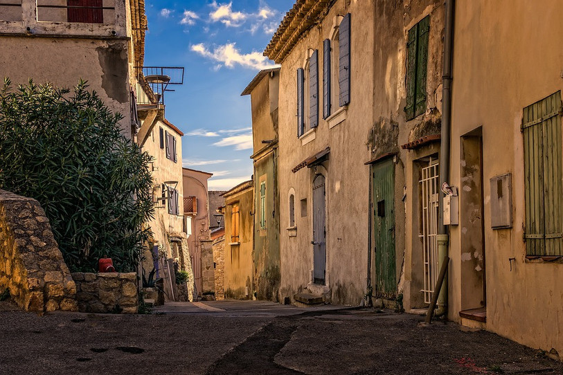 Certains communes espèrent notamment revitaliser leur centre ancien. (Photo : libre de droits).