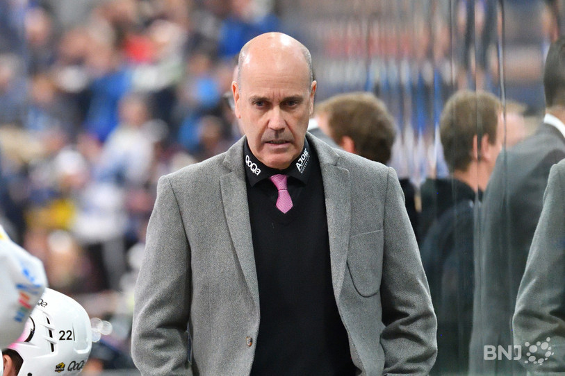 Le HC Ajoie se sépare de son entraîneur Gary Sheehan. (Photo : Georges Henz).