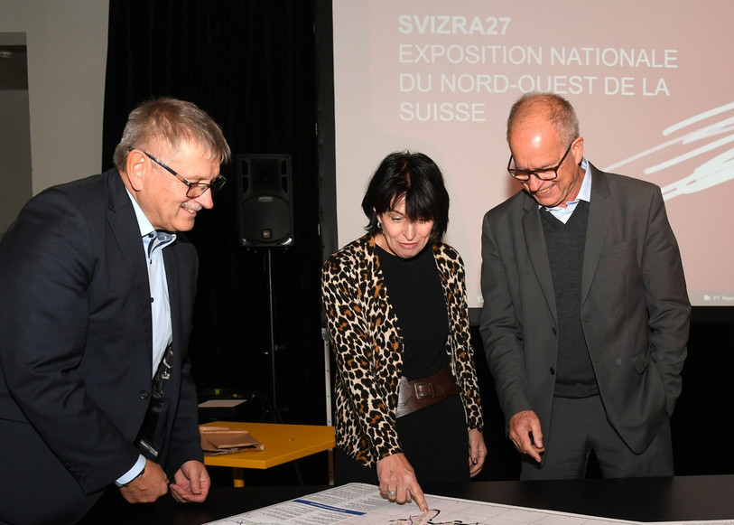 Charles Juillard (conseiller aux Etats jurassien), Doris Leuthard (ancienne conseillère fédérale) et Pierre de Meuron (architecte) font notamment partie du jury. (Photo : Association Svizra27).