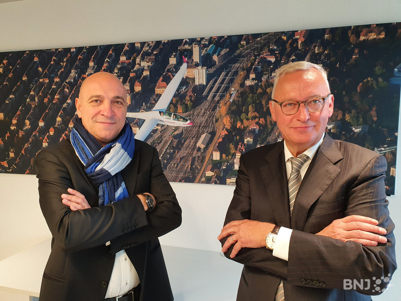 De gauche à droite : les nouveaux responsables du Service de l'économie de La Chaux-de-Fonds Alessandro Arcieri et Andreas Jurt.