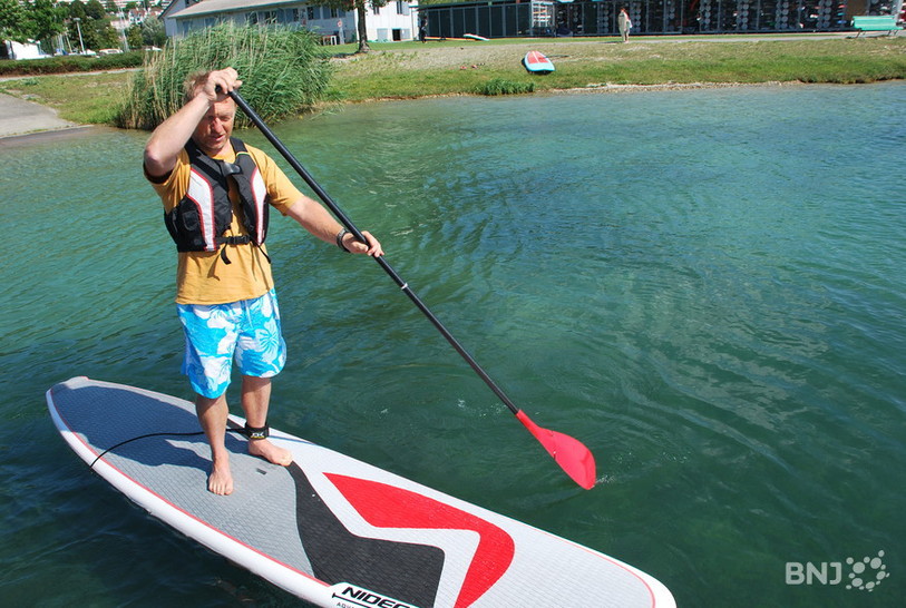 Stand up paddle