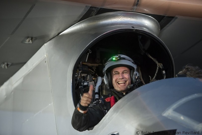 Bertrand Piccard à bord de Solar Impulse.