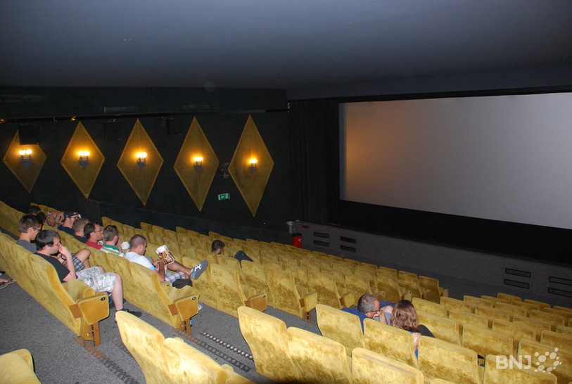 Public bien maigre pour la première de Batman.