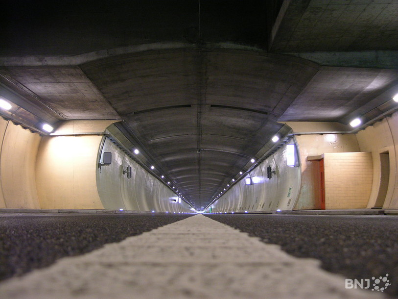 Tunnel A16