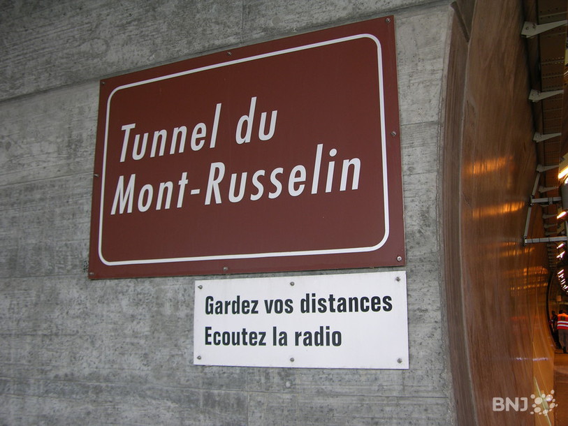 Tunnel du Mont-Russelin