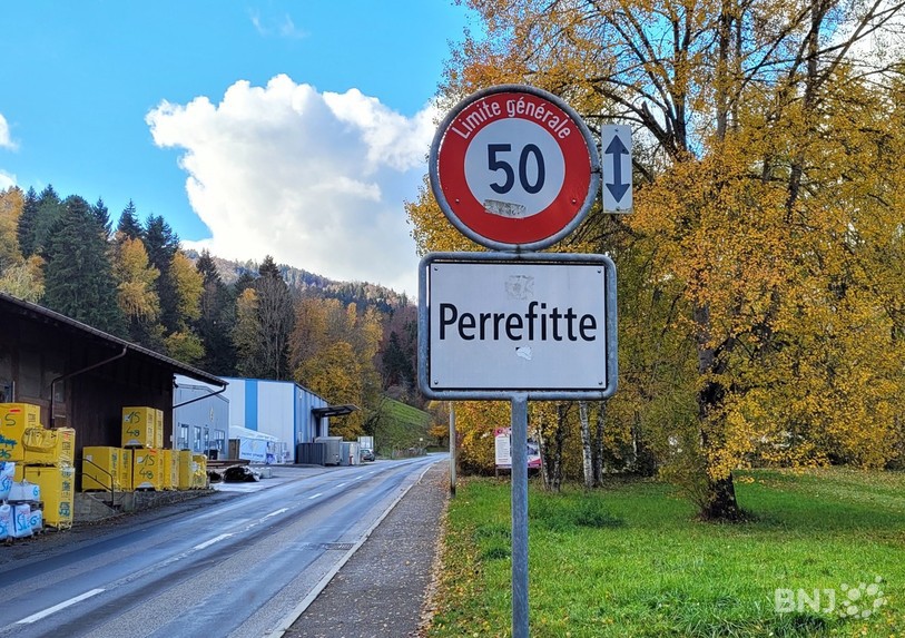 La maire de Perrefitte a réagi à la pétition lancée par des citoyens.