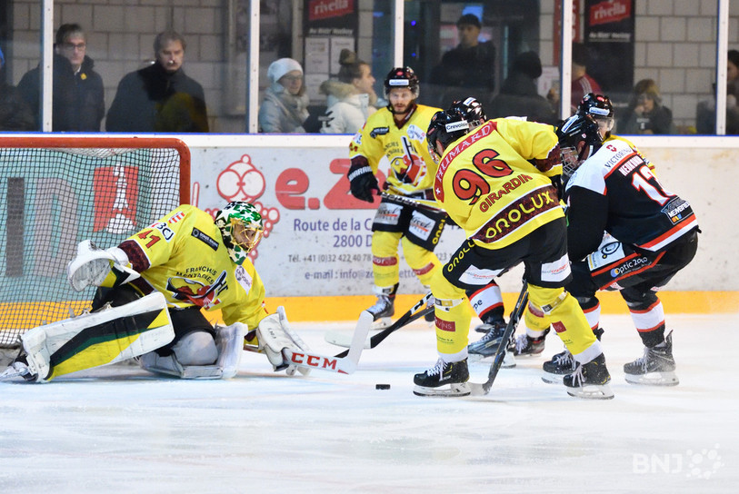 Thomas Hentzi a été très bon dans le but taignon (photo : Georges Henz).