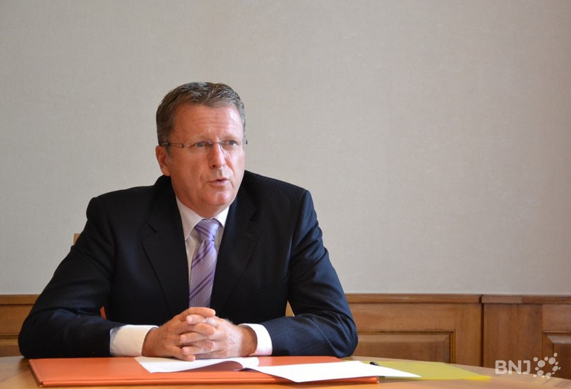 Le maire de Moutier Maxime Zuber a annoncé ce matin les mesures exceptionnelles prises par les autorités prévôtoises suite aux supressions d'emplois annoncées par Tornos