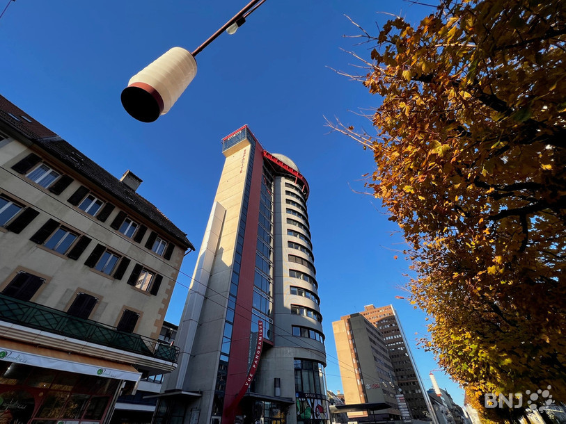 La tour Espacité à La Chaux-de-Fonds, première étape du jeu de piste proposée par la Ludothèque. (Photo : archives)