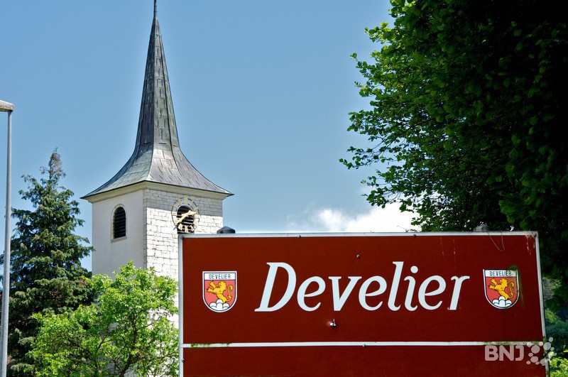 Develier