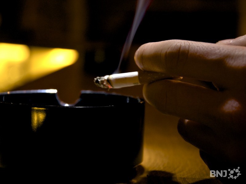 Dès 45 ans, les fumeurs sont particulièrement exposés à la BPCO.