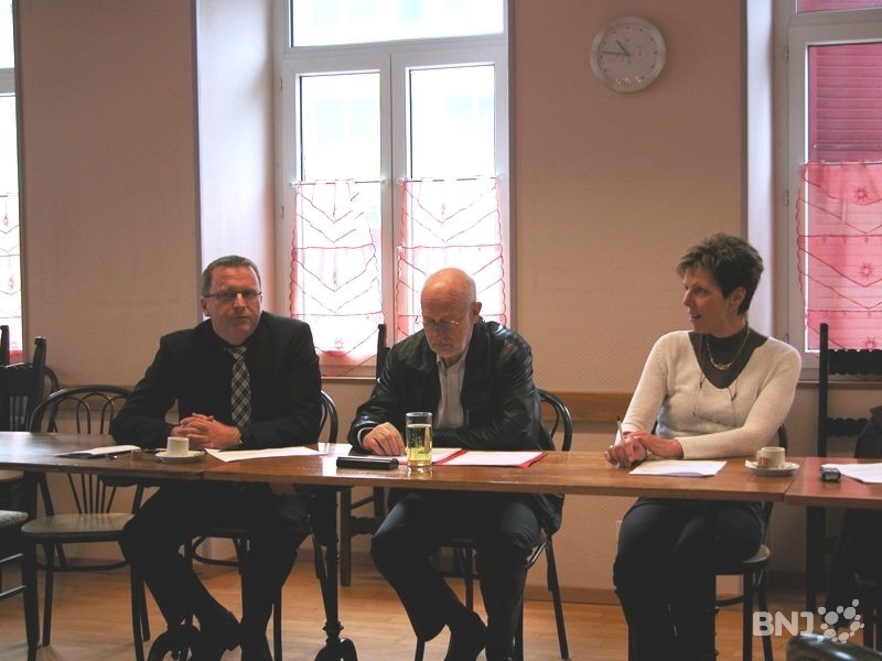 Le député Jean-Pierre Allen (au centre) est le seul sortant du Jura bernois à ne pas se représenter