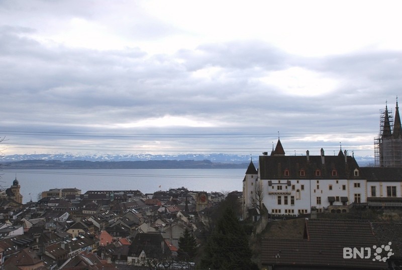 Les habitants de Neuchâtel ont placé deux socialites en tête au 1er tour, Jean-Nat Karakash et Laurent Kurth