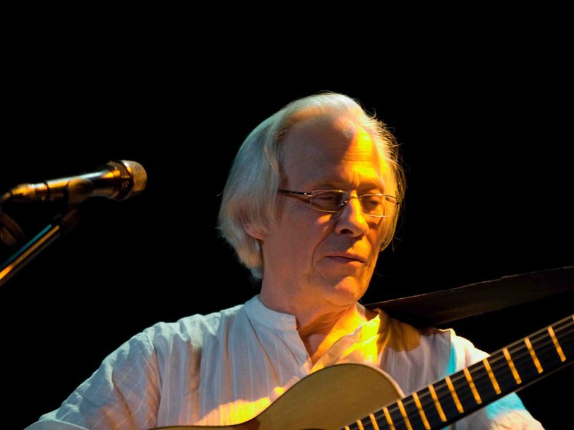 Joël Favreau