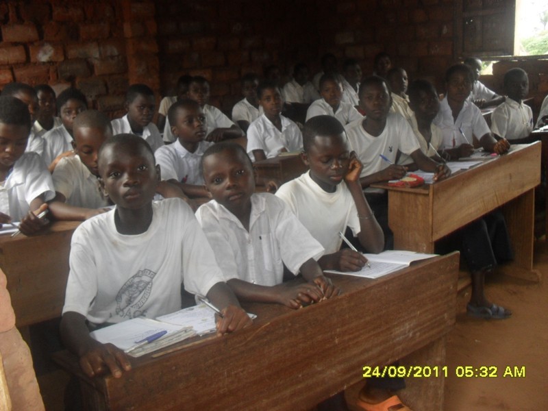 Elèves de l'Institut technique professionnel Mutangu en RDC