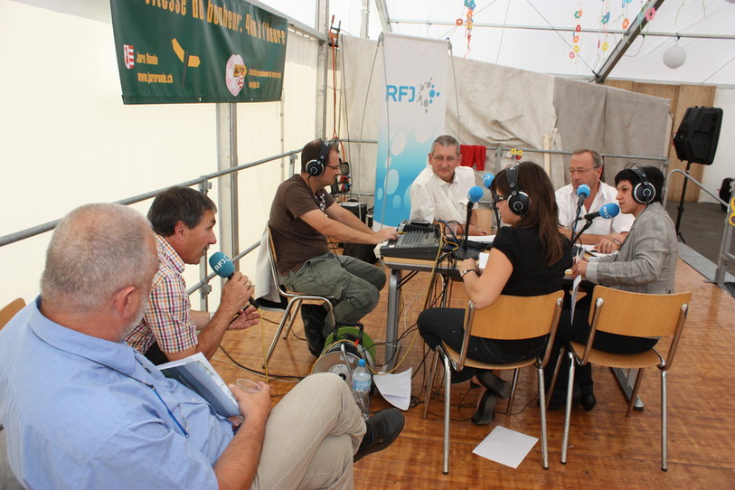 Débat RFJ comptoir Franc-montagnard