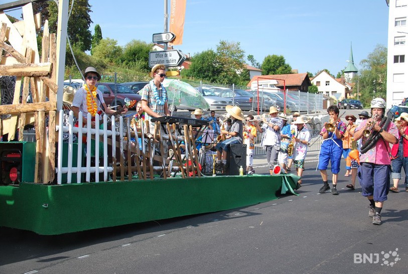 Le cortège de la Fête des Saisons
