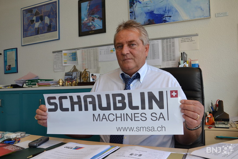 Le directeur de Schaublin, Rolf Muster, présente le nouveau logo