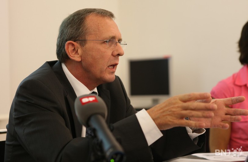 Philippe Perrenoud entrevoit des concentrations d'hôpitaux
