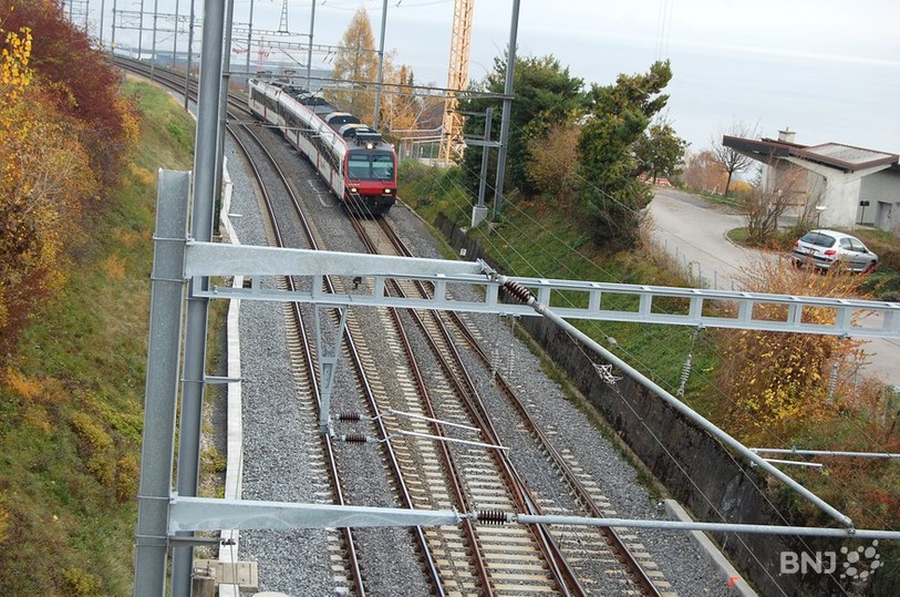 Train,trafic ferroviaire,rail,rails,CFF