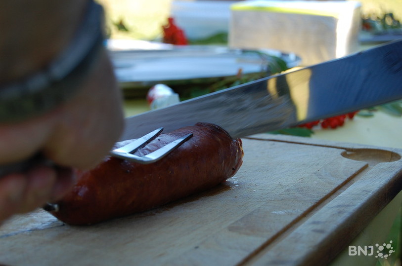 Au menu de la manifestation prévue le 7 septembre à La Chaux-de-Fonds, du saucisson neuchâtelois !Saucisson neuchâtelois