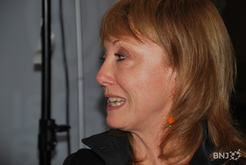 La grimace de la défaite pour Sylvie Perrinjaquet.