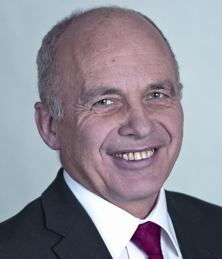 Ueli Maurer