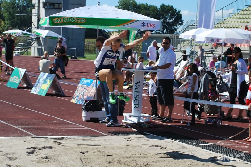 Saut en longueur à Colombier