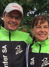 Un duo tout sourire