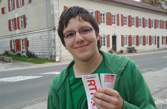 Aloïs qui a relevé le défi avec sa glace