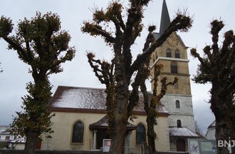 Le temple de Coffrane