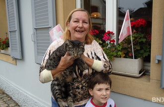 Patricia et son chat Diesel, la gagante du défi