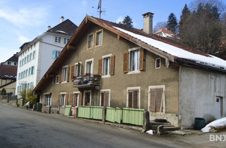 La maison taupinière