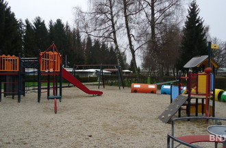 L'aire de jeu au camping de Lignières