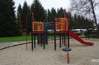 L'aire de jeu au camping de Lignières