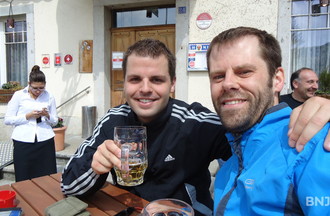 Aurélien le hockeyeur et Raphaël le gagant du jeu: portrait chinois