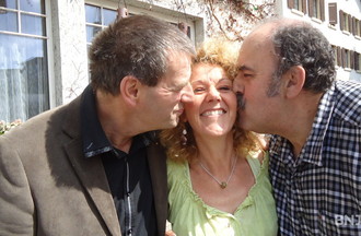 Pour son anniversaire Claudine a reçu 2 gros bisous de Francis et Christian