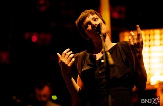 Emily Loizeau