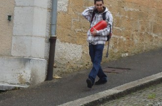 Merci à Thomas qui nous a fourni le matériel de pompier