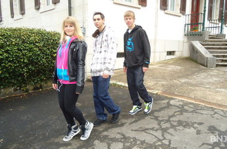 Bravo les jeunes pour ce pas de moonwalk
