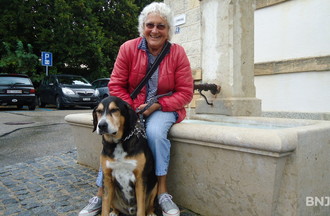 Odette et son chien Bobby, la gagnante du jeu: portrait chinois