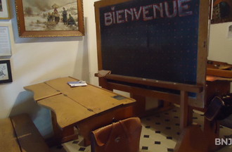 Les anciens bancs d'école