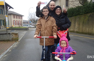Frédéric et sa famille le participant du jeu questions régionales