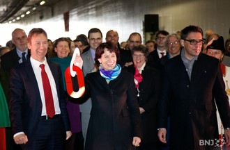 Alain Ribaux, Doris Leuthard et Adrien Pizzera s'en chargent.