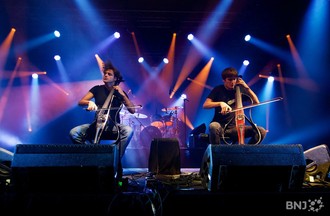 2Cellos