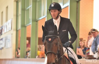  Simon Delestre